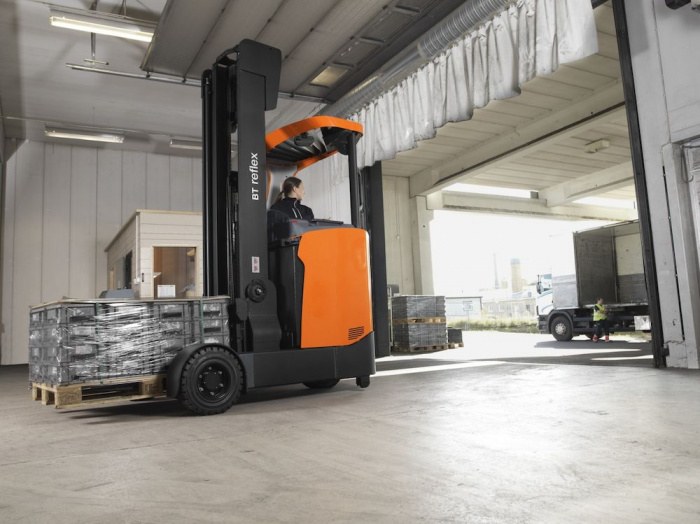 Ричтраки для операций в закрытых помещениях и на открытом воздухе Ричтраки для операций в закрытых помещениях и на открытом воздухе